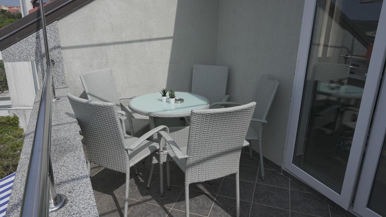 Apartments Bestak Veglia Exterior foto