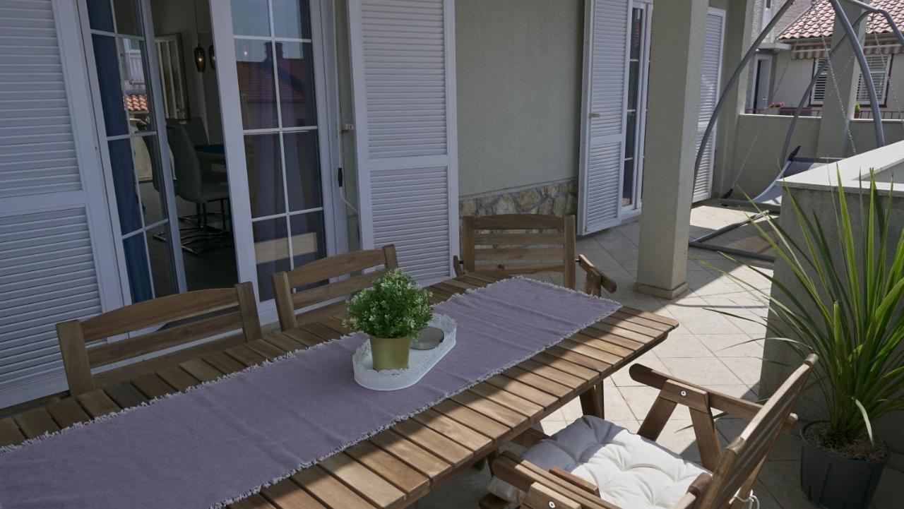 Apartments Bestak Veglia Exterior foto