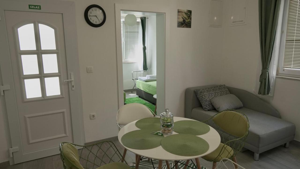 Apartments Bestak Veglia Exterior foto